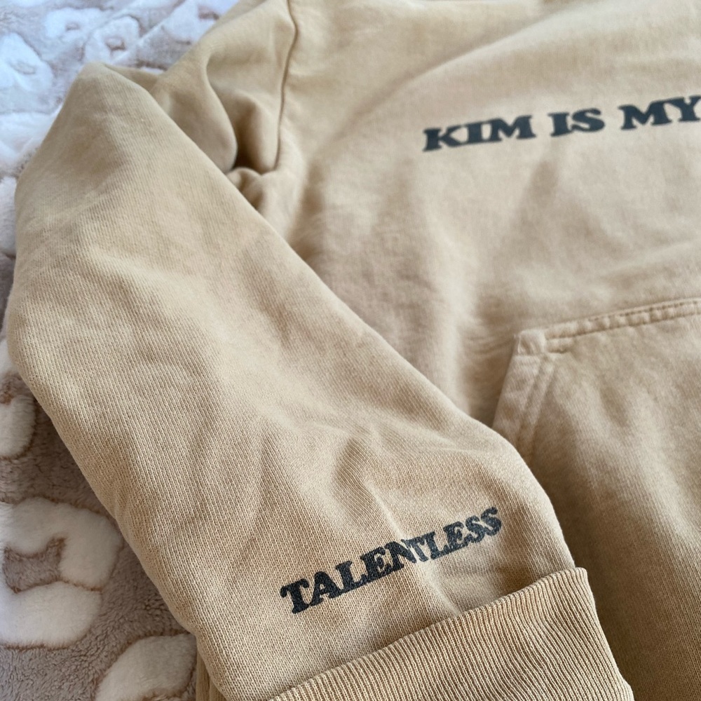 KIM IS MY LAWYER Talentless Hoodie M